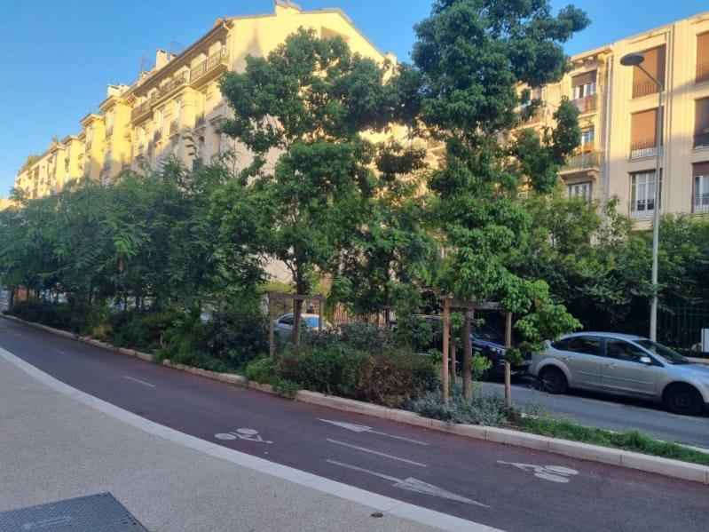 Beau T2 Proche Negresco Apartment *