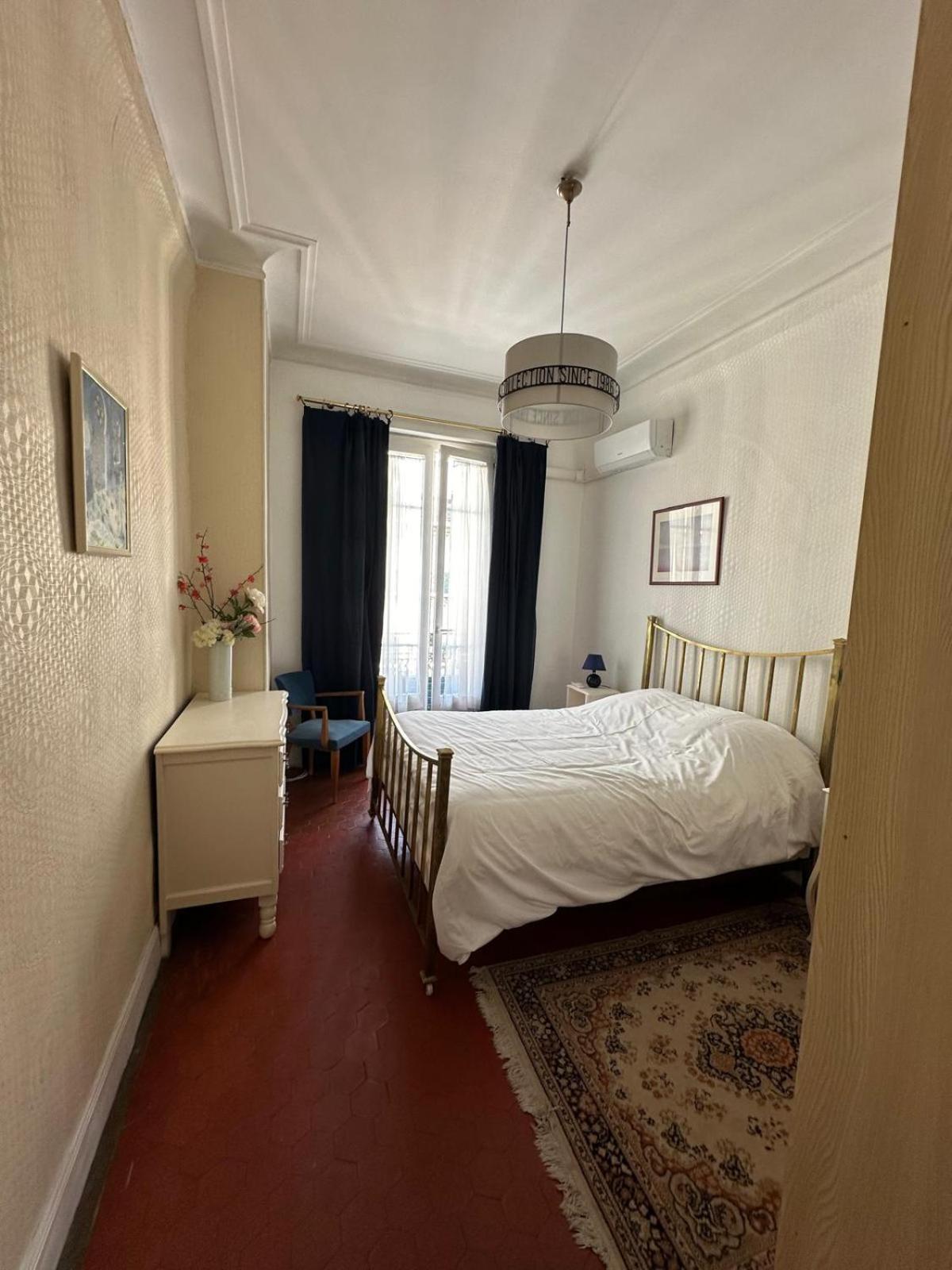 Beau T2 Proche Negresco Apartment